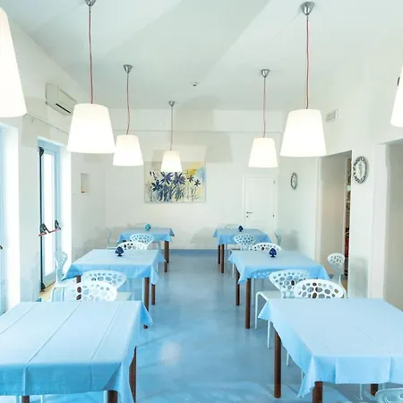 Kalos Hotel